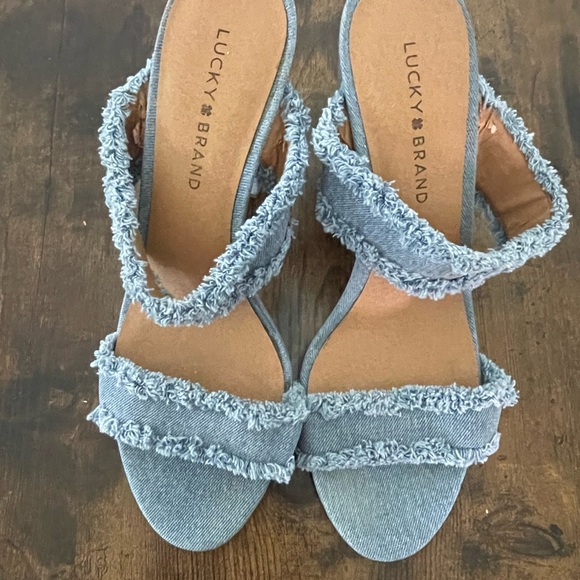 Lucky Brand Denim Frayed Mule Heels - Picture 10 of 12